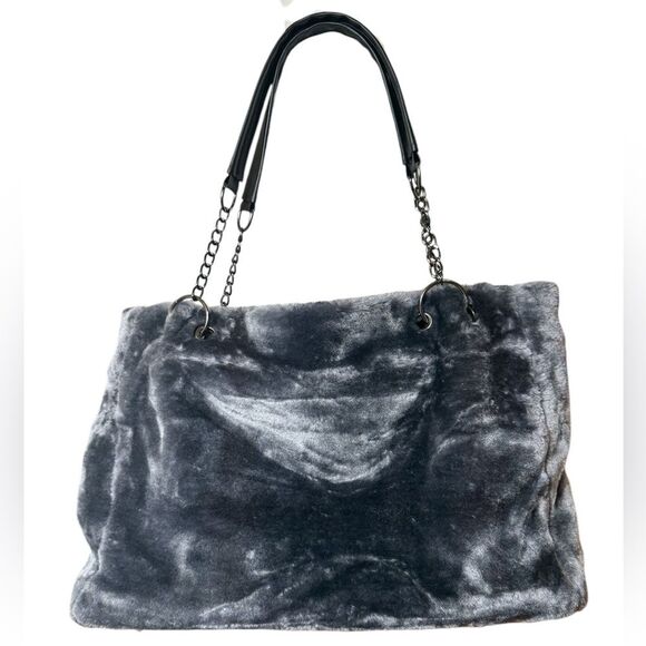 NWOT Chic Faux Rabbit Fur Large Shoulder Bag Purse Color Gray - Picture 2 of 6